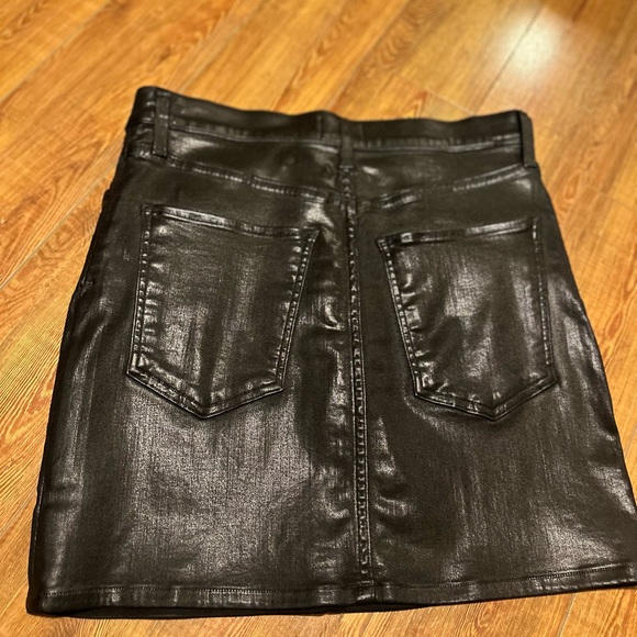 AGOLDE Lydia Skirt in Black Leatherette size 29 - Picture 2 of 4